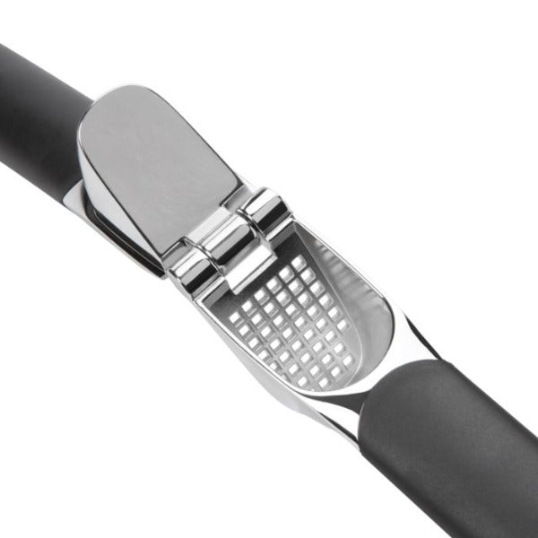 Shoppers Say This Oxo Garlic Press Is Surprisingly Easy to Clean